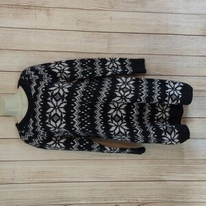 Abercrombie & Fitch Snowflake  Sweater Gray  White Dress Large NWT